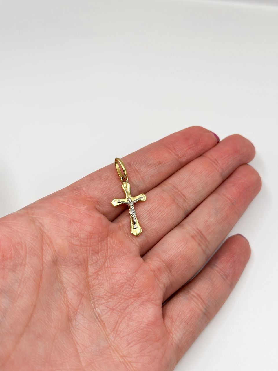 Cruz en 2 tonos 14 mm x 22 mm